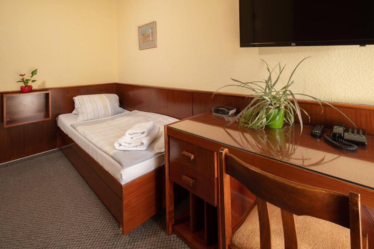 Reva Hotel Janske Lazne Luaran gambar